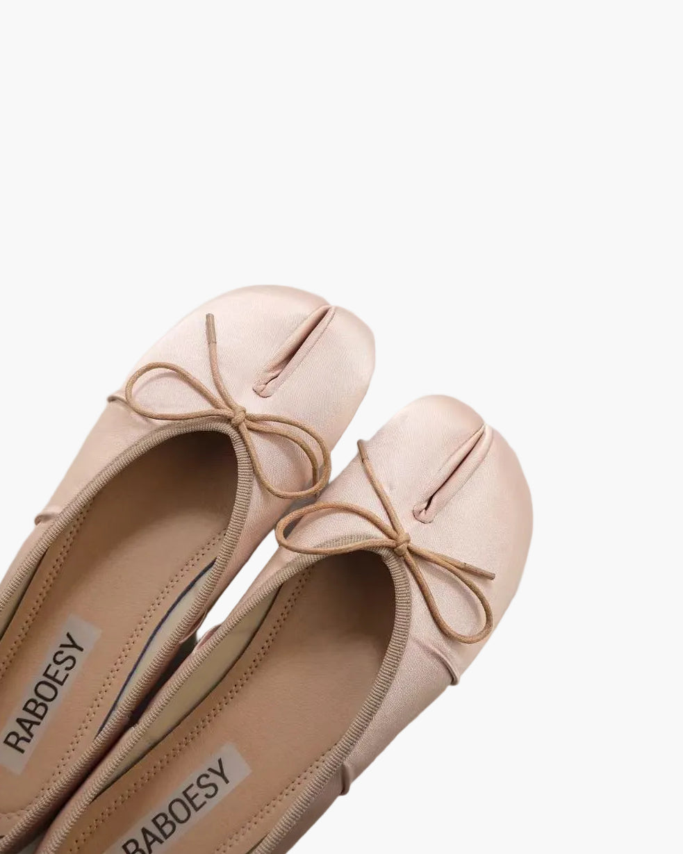 Satin Wrinkles Tabi Ballet Flats