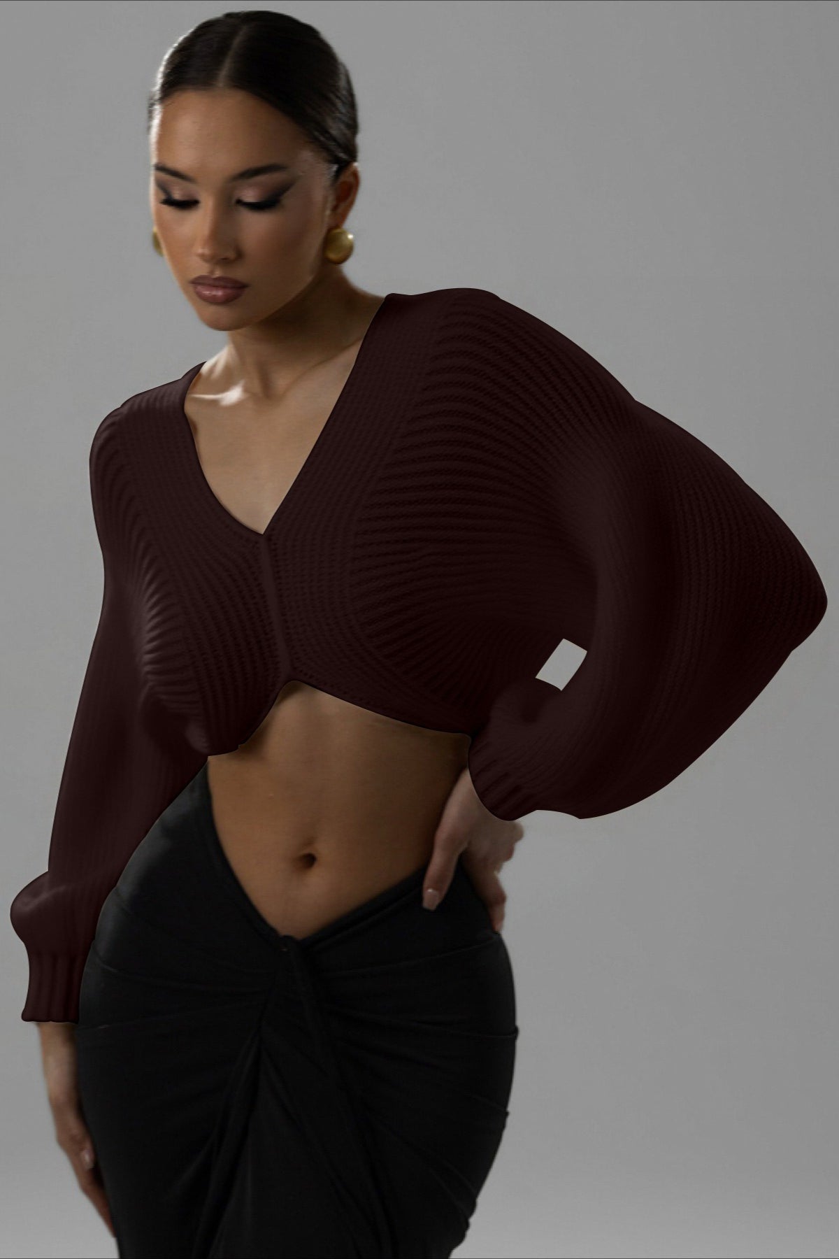 Twist Front Cropped V Neck Knit Sweater