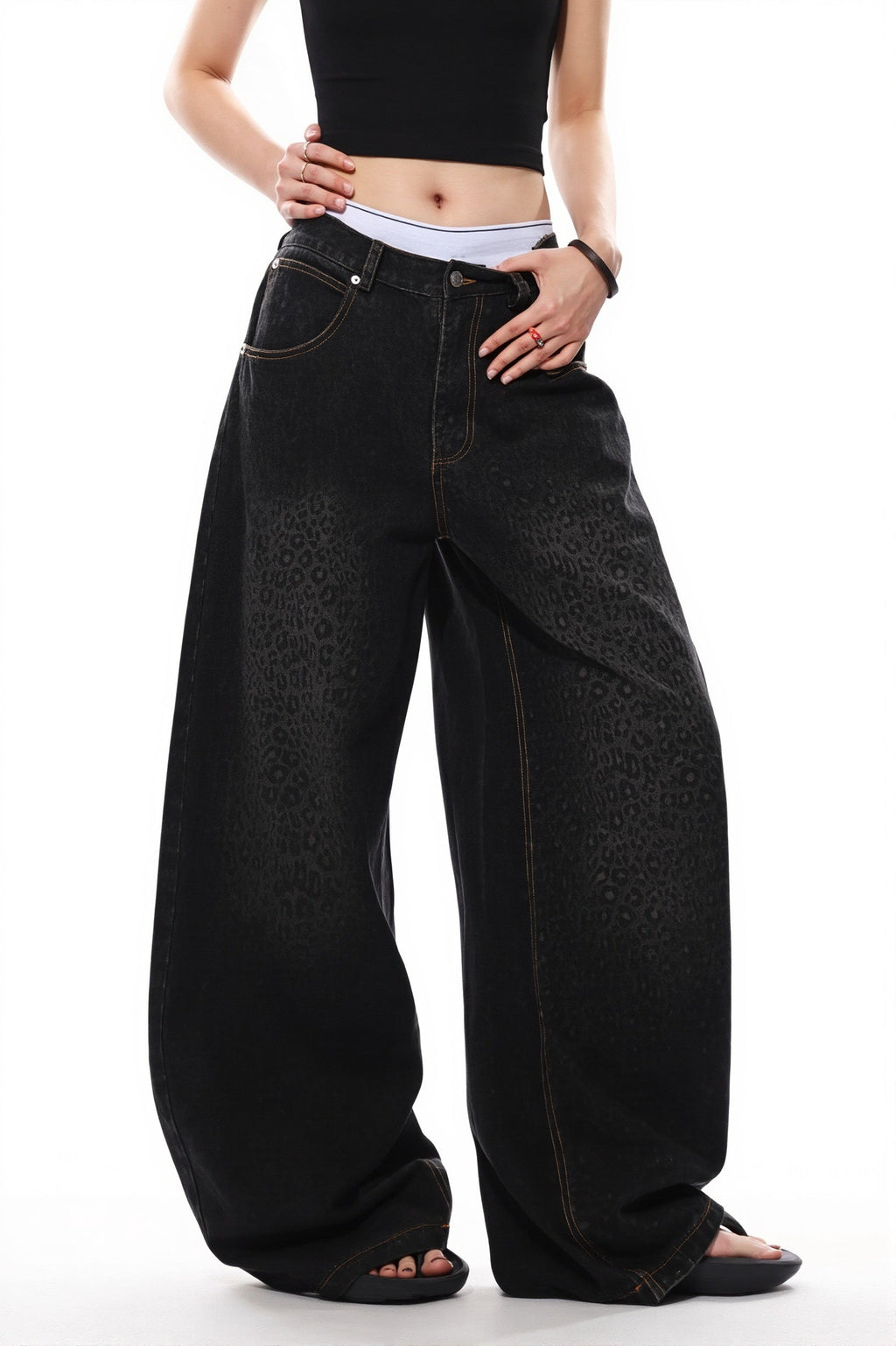 Leopard Print Balloon Wide Leg Jeans