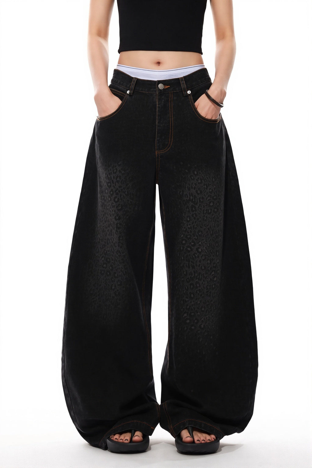 Leopard Print Balloon Wide Leg Jeans