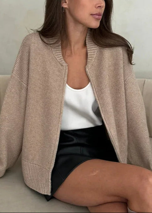 Pleated Knit O Neck Zipper Cardigan