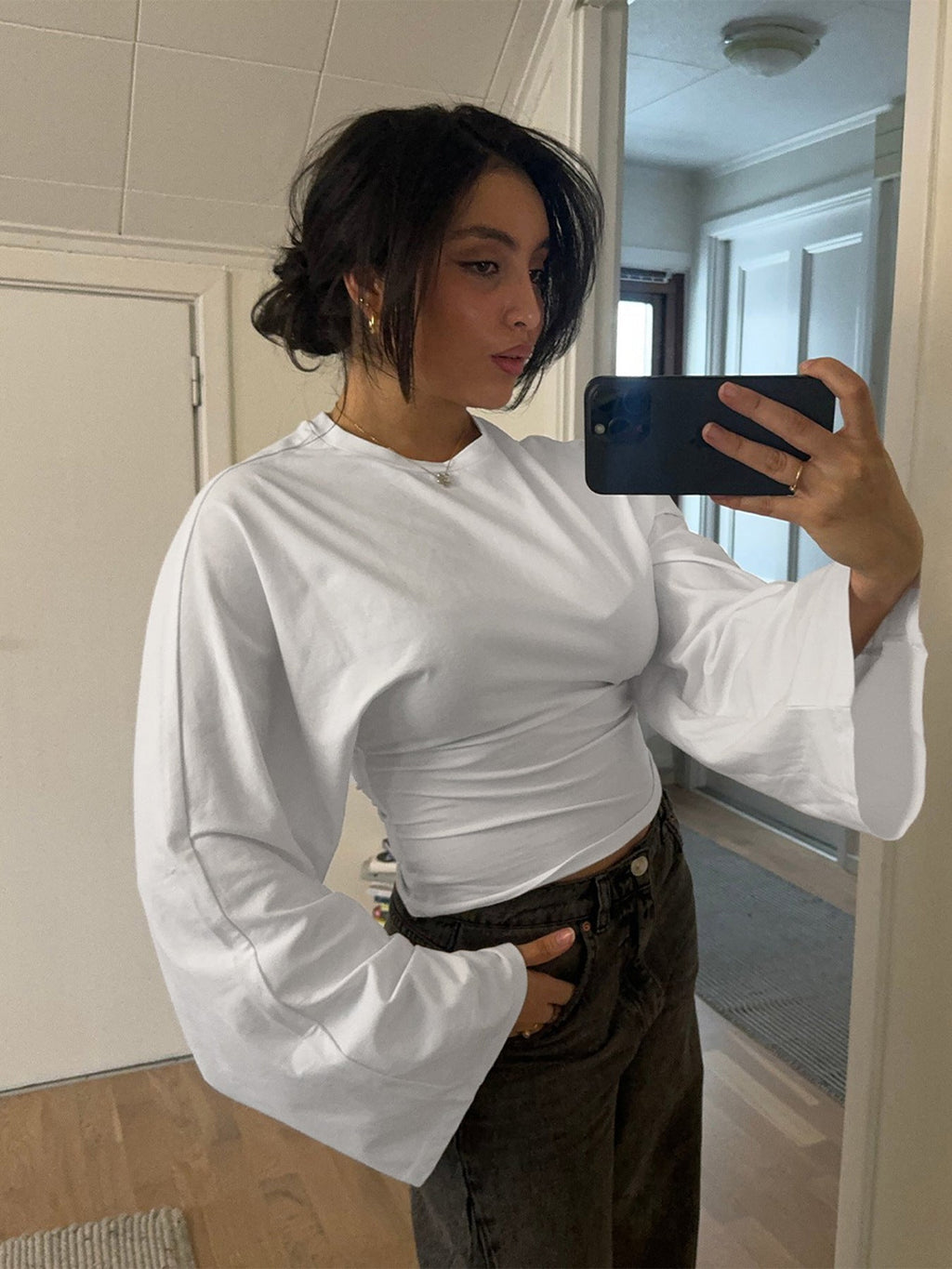 Boho-Inspired Cropped Crew Neck Long Sleeve Tee