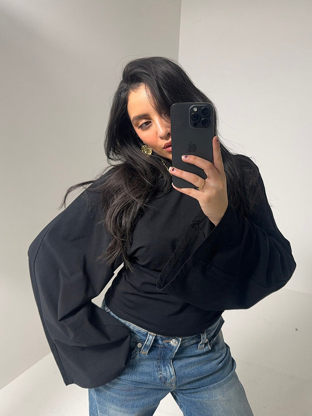 Boho-Inspired Cropped Crew Neck Long Sleeve Tee