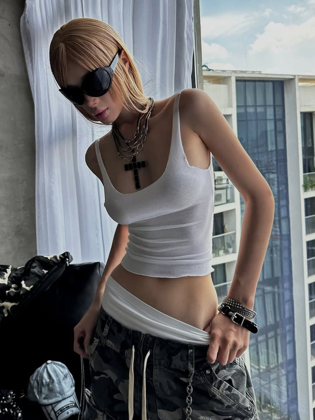 Bohemian Style Spicy Girl U-Neck Fitted White Crop Tank Top