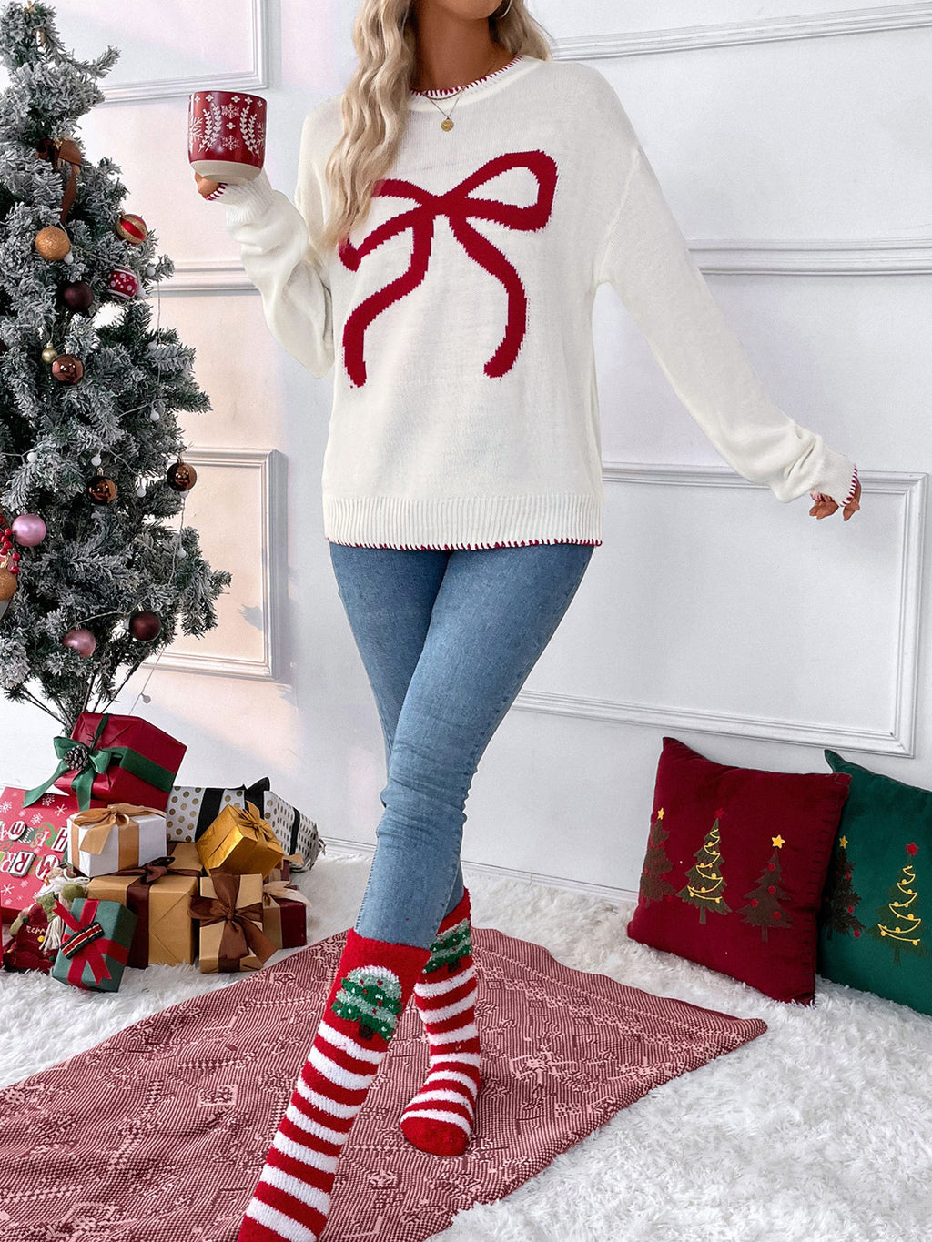 Red Bow Jacquard Crew Neck Oversized Knit Sweater