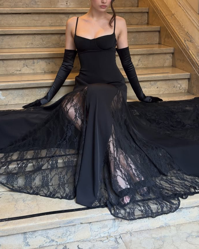 Black Lace Panel Sleeveless Gown