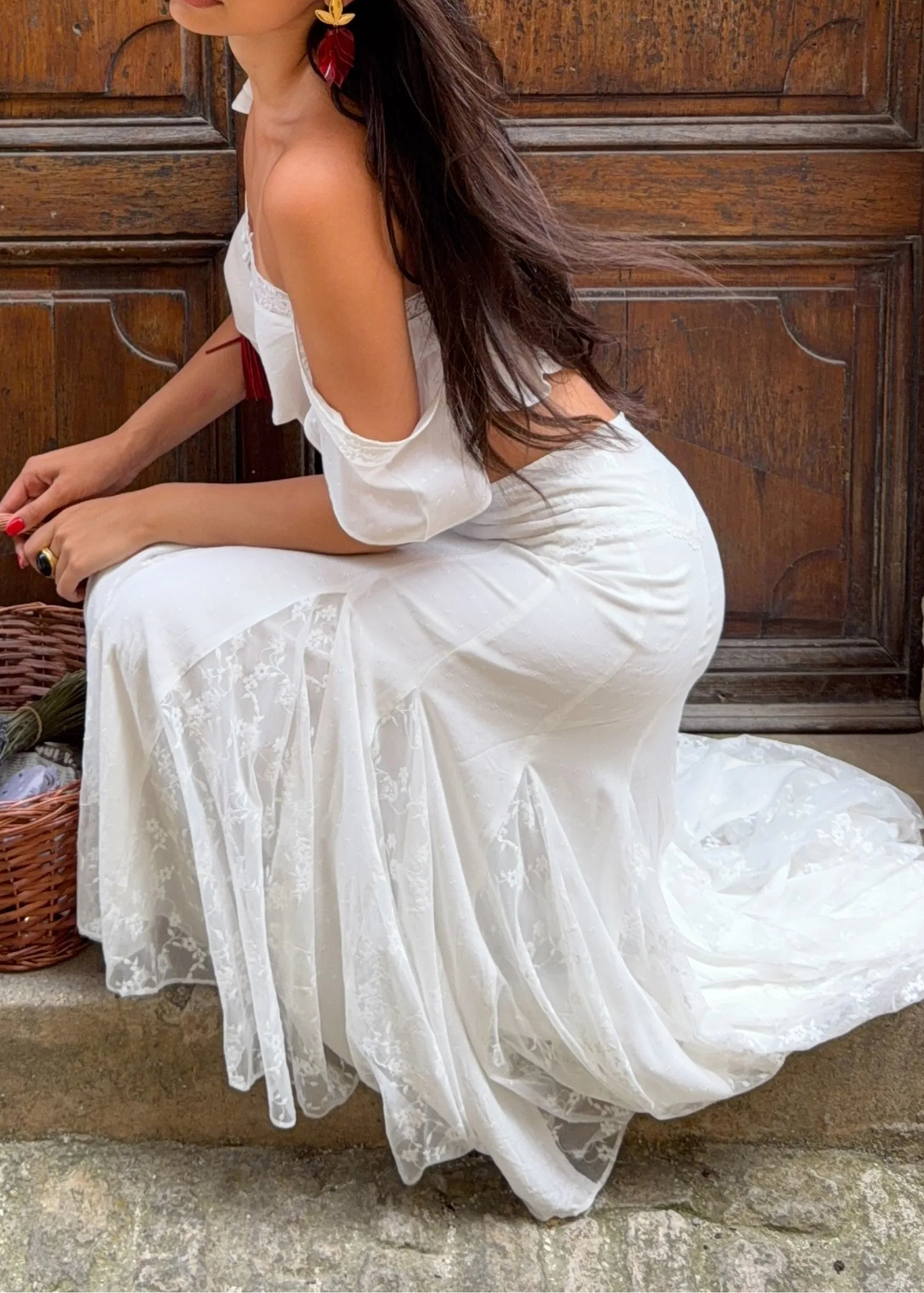 White Lace Off-Shoulder Ruffle Top & Spliced Mermaid Skirt Set