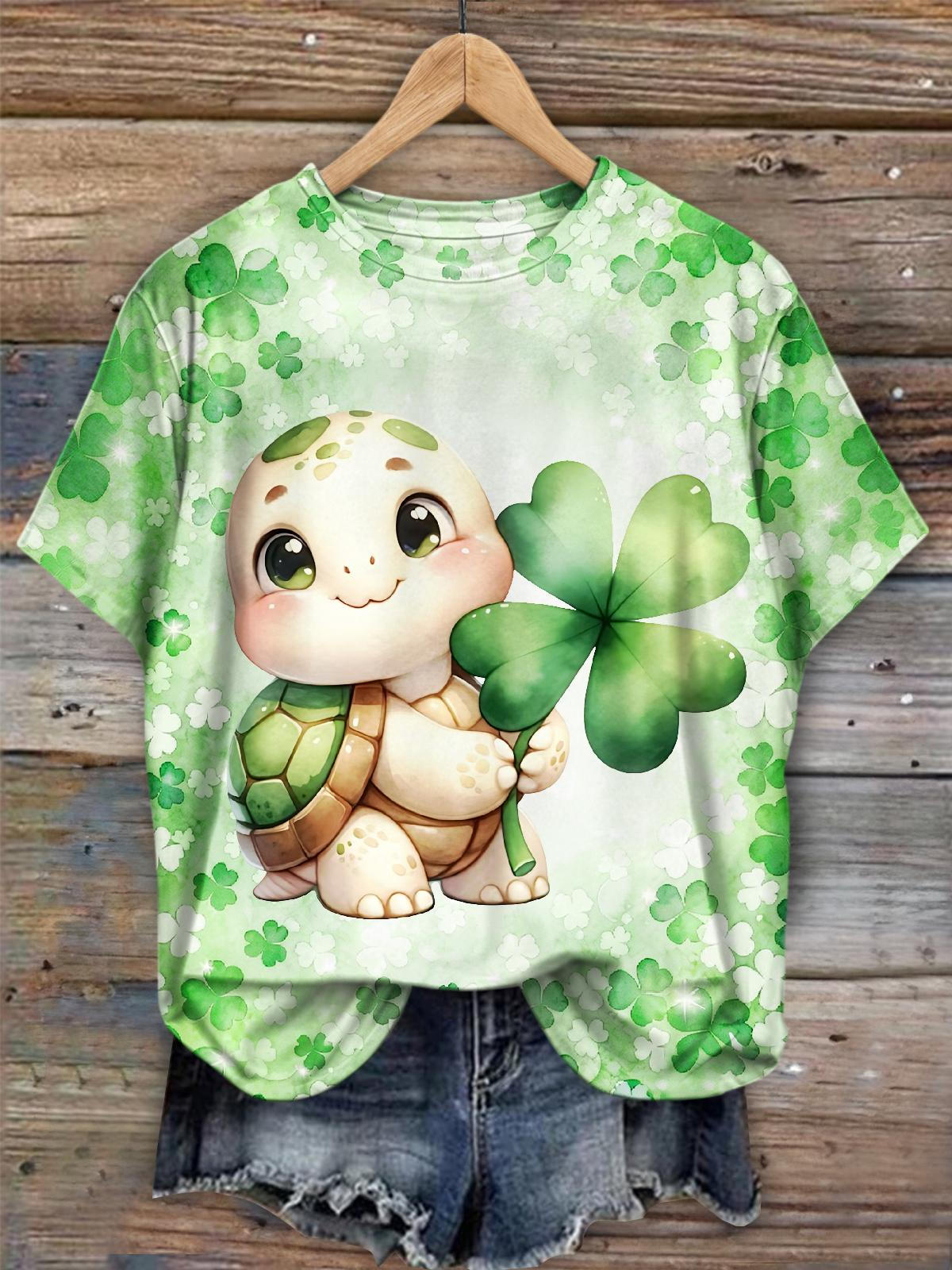 St. Patrick's Day Cute Turtle Crew Neck T-shirt